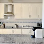 Seaside Wish Apartment *